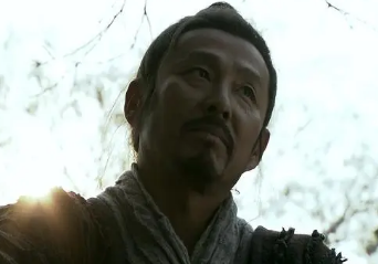 刘邦为何做出与秦始皇相反的选择？他为何分封子弟为王？