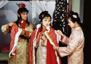 红楼梦中贾母为何羞辱薛姨妈？因为薛姨妈算计贾母