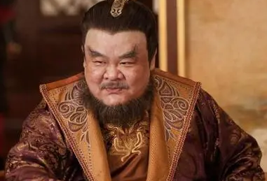 杨贵妃比自己小十几岁，安禄山为何请求当她的养子？