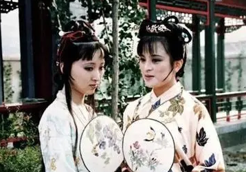 红楼梦中，作者用哪六位古人解读林黛玉？