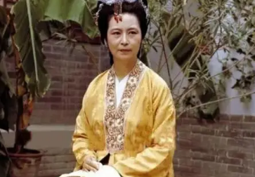 红楼梦中王夫人和贾政是恩爱夫妻，为何后来貌合神离？