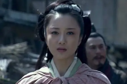 项羽为什么要&ldquo;别姬&rdquo;？他不能带着虞姬一起逃走吗？