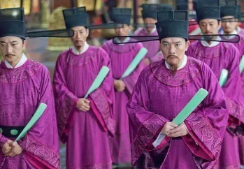 唐朝长史和司马哪个职位高？他们的职责分别是什么？