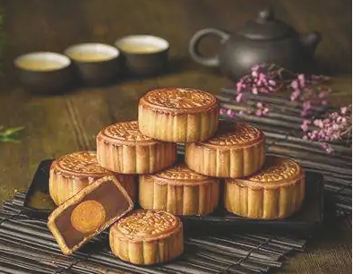 月饼是什么样的？有哪些有关的典故？