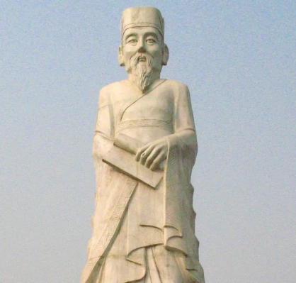 李二曲的出生日期是什么时候？当时社会是什么样的？