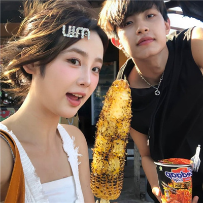 会被颜值折服幸福又很宠溺的情头 十分恩爱的情头宠溺