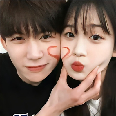 甜宠霸道总裁风格情头 浪漫情头霸总和少女