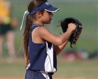 世界上最著名的女性棒球选手是谁？她有多厉害？