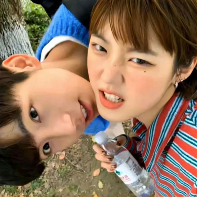 古灵精怪的可爱俏皮情头 非常憨憨超级恩爱的情头