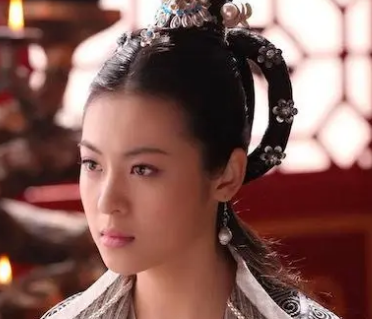 杨广霸占宣华夫人是真的吗：权力、欲望与历史的交织