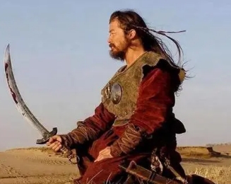 弯刀与直刀：牧民与农民的实用选择