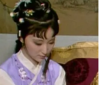 红楼梦中林如海让黛玉进京住在贾府的目的有哪些？